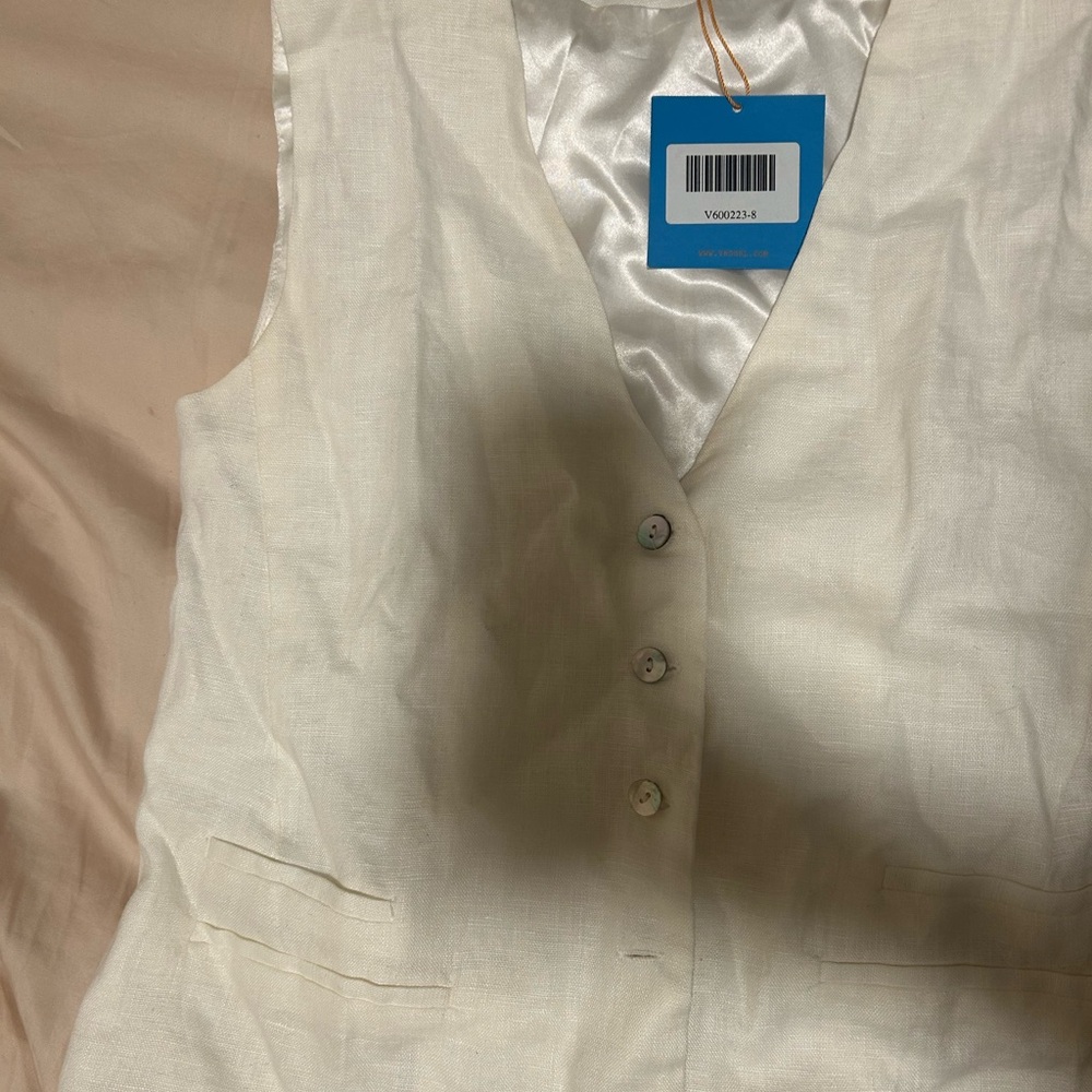 Verge Girl Cream Button-Up Vest